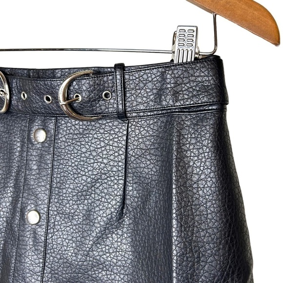 Brunette The Label Faux Leather Mini Skirt - Picture 5 of 10